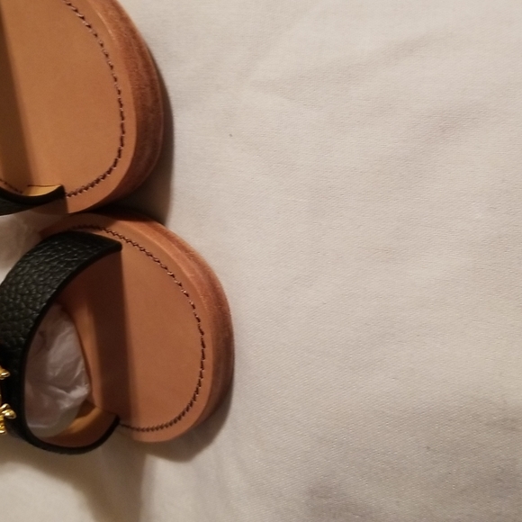 New Annabel Ingall Leather Flat Sandals Beetle Bugs Gold Tone Hardware Australia - Picture 5 of 6